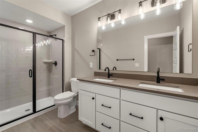 Building Photo - 16349 Bassett Ml Wy