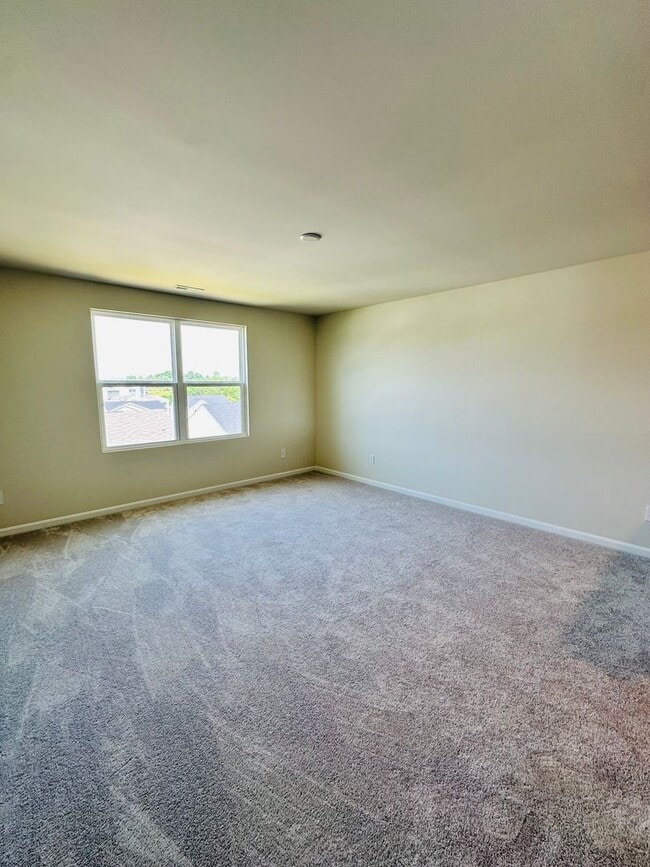 Building Photo - Charming New Construction Home for Rent in...