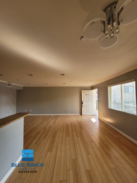 Building Photo - 13623 Sherman Way