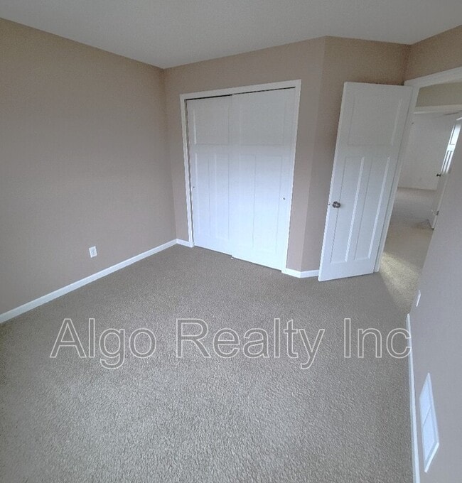 Building Photo - 8395 Norwood Ln N