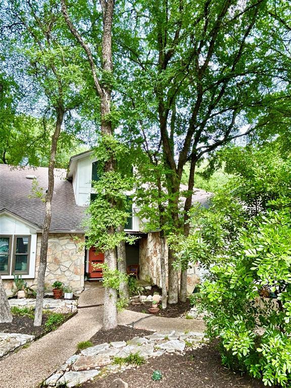 Building Photo - 1801 Holly Hill Dr