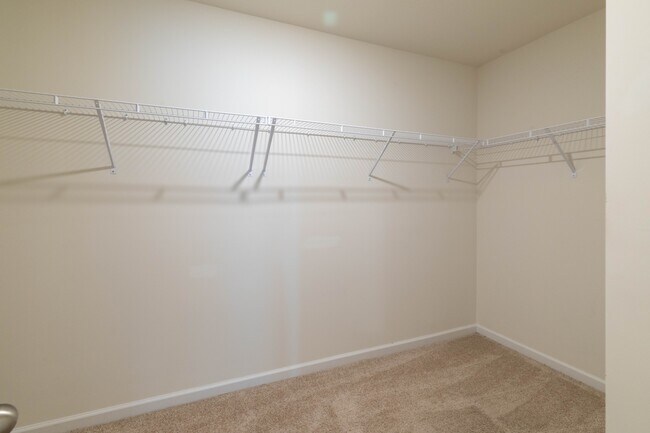 Building Photo - 4714 Willow Bluff Cir