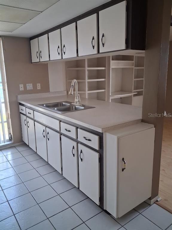 Building Photo - 6821 Mesa Verde St