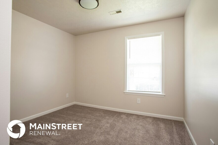 Building Photo - 6622 Carina Ln