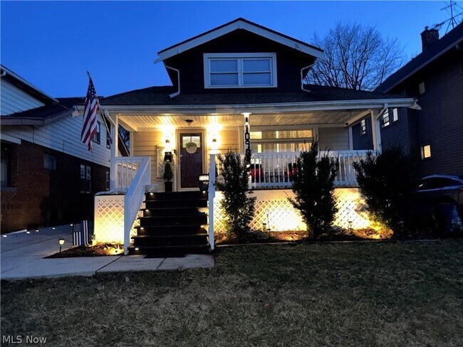 Building Photo - 10903 Parkhurst Dr