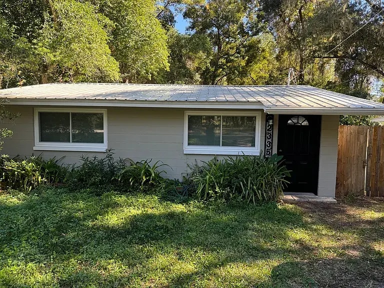 Building Photo - 2335 SE 46th Ter