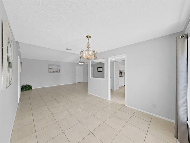 Building Photo - 878 Rustic Oaks Dr