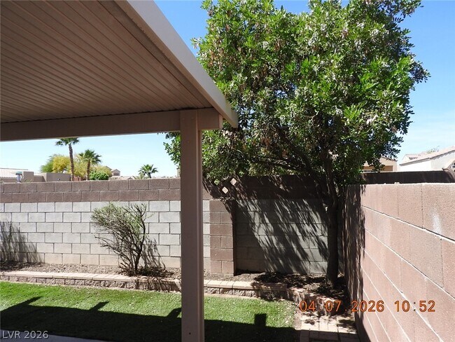 Building Photo - 9195 Briarthorne St