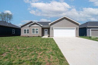 Building Photo - Cedar Pointe