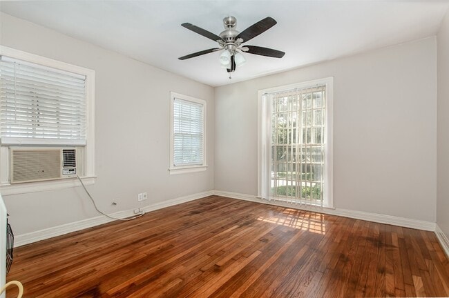 Building Photo - 3515 Fairview Ave