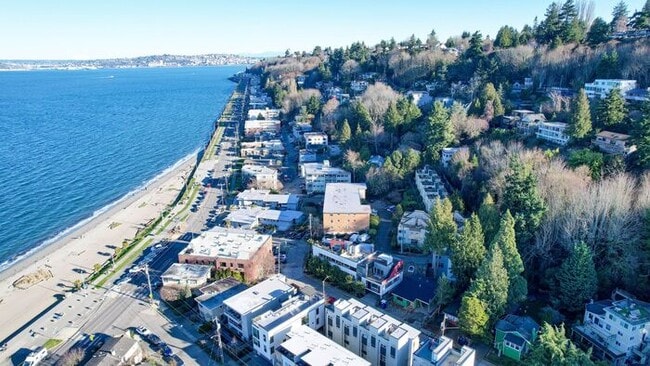 Building Photo - Stunning Air Conditioned Alki Condo Overlooking Majestic Puget Sound!