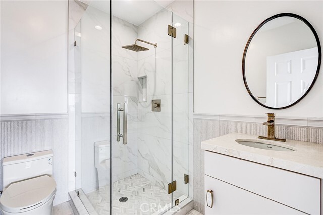 Building Photo - 3309 Highland Ave