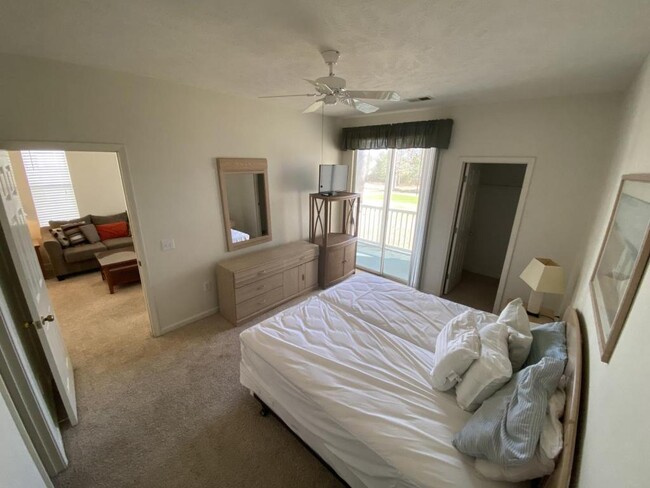 Building Photo - 620 River Oaks Dr
