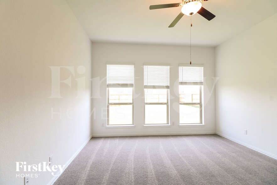 Building Photo - 9606 Mystic Way