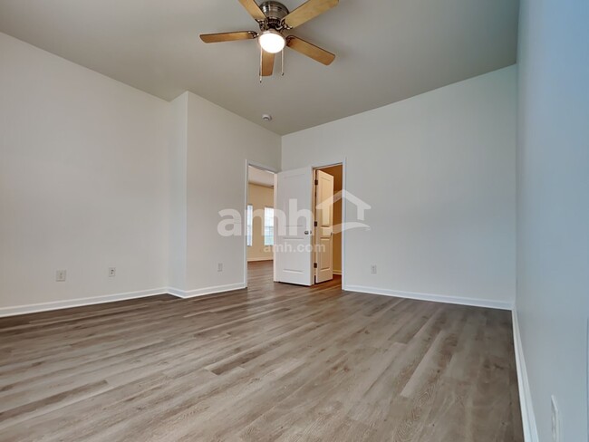 Building Photo - 3855 Annapolis Way