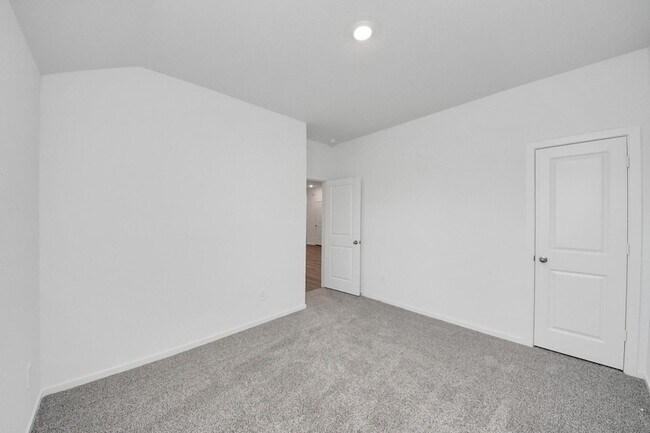 Building Photo - 6003 Bella Breeze Dr