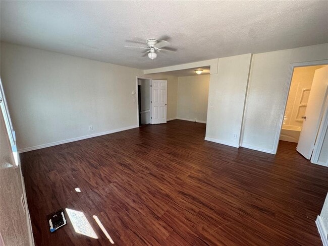 Building Photo - 1307 Sheffield Rd