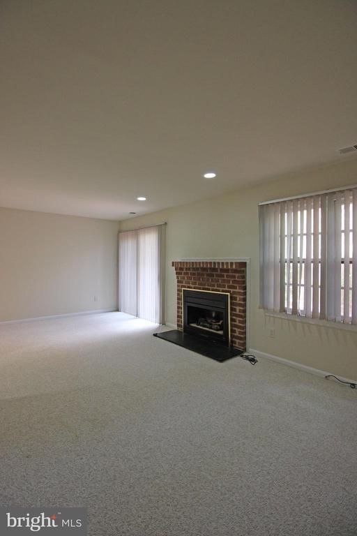 Building Photo - 5117 Bellemeade Ln