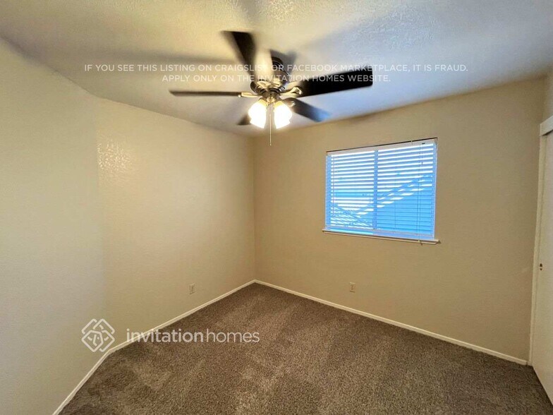 Building Photo - 5740 River Run Cir