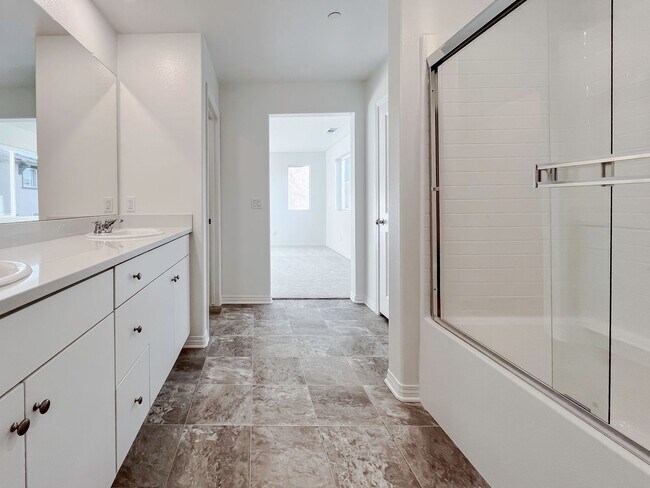 Building Photo - NEWER CONSTRUCTION ~SOLAR~ 3 BED 3 BATH BE...