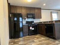 Building Photo - 195 Birch