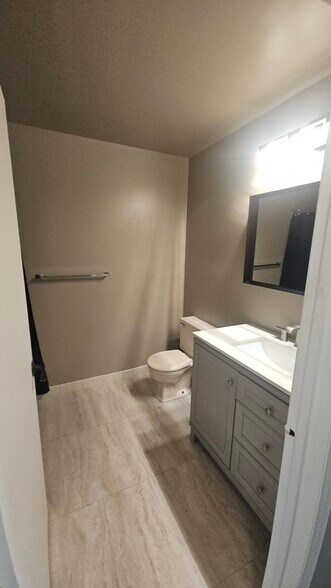 Building Photo - 42 Powderhorn Ct