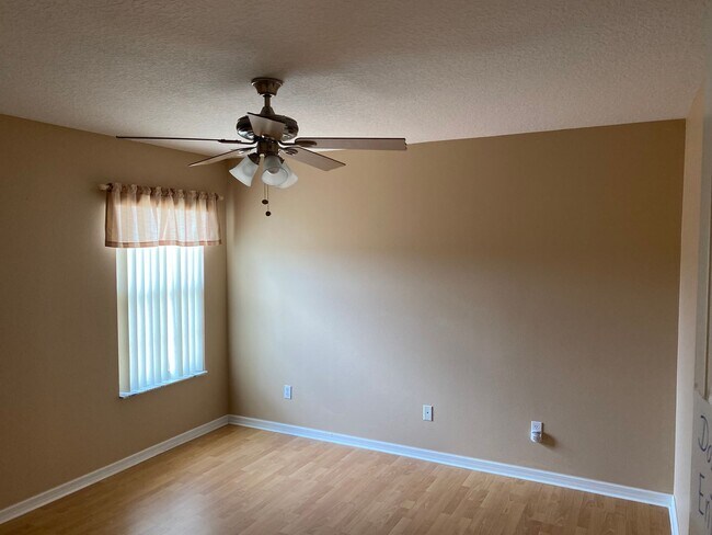 Building Photo - 12934 Colonnade Cir