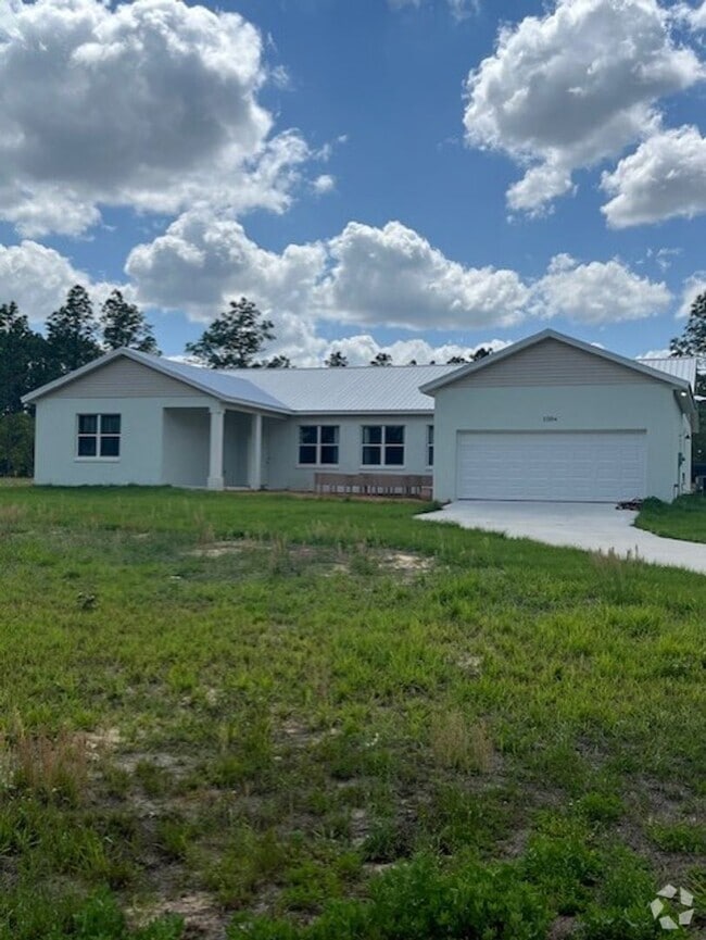 Building Photo - Gorgeous Fully Furnished 4BR/3BA Home – Id...
