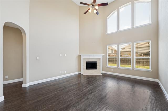 Building Photo - 2449 Kingsgate Dr