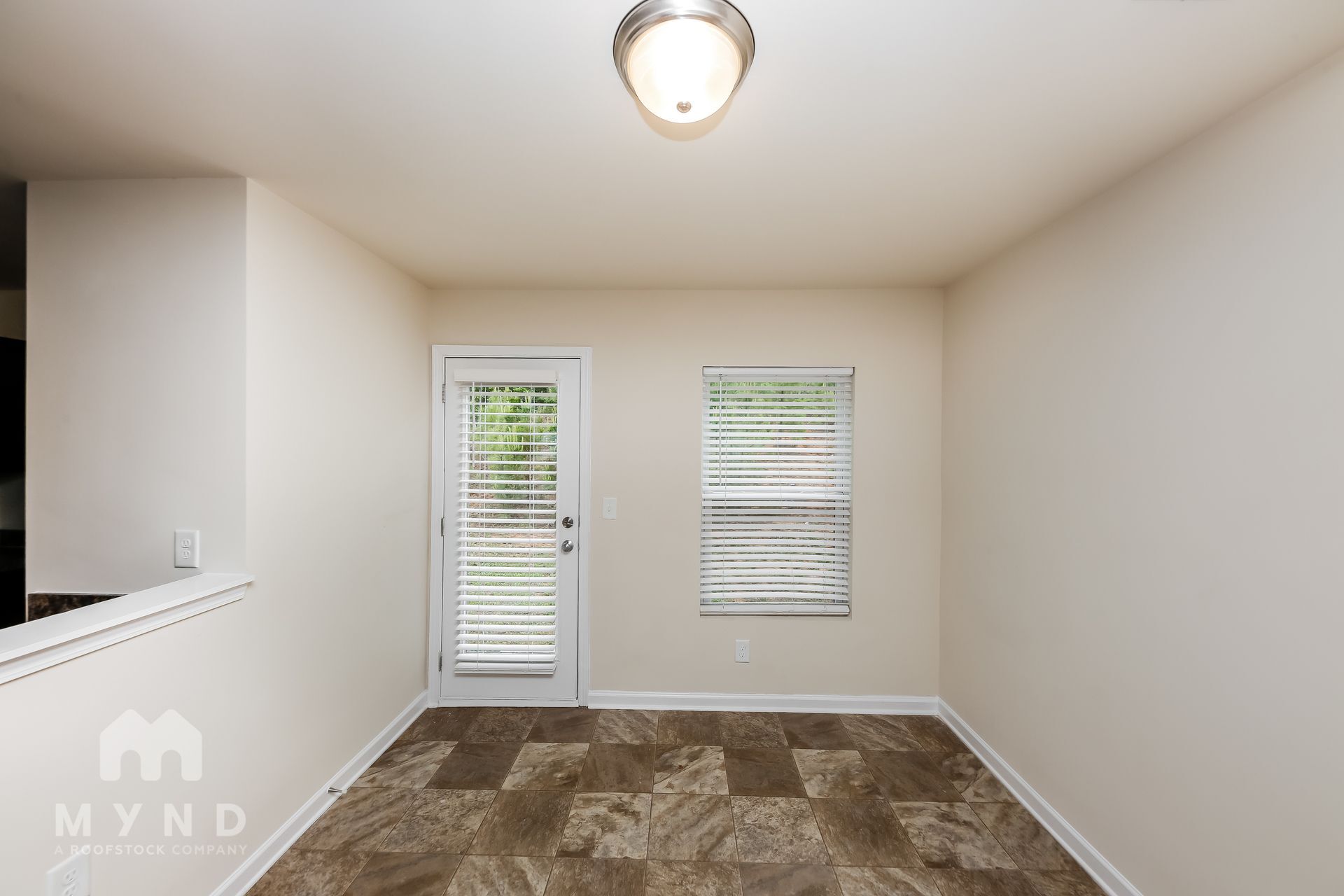 Building Photo - 206 Indian Lake Trail