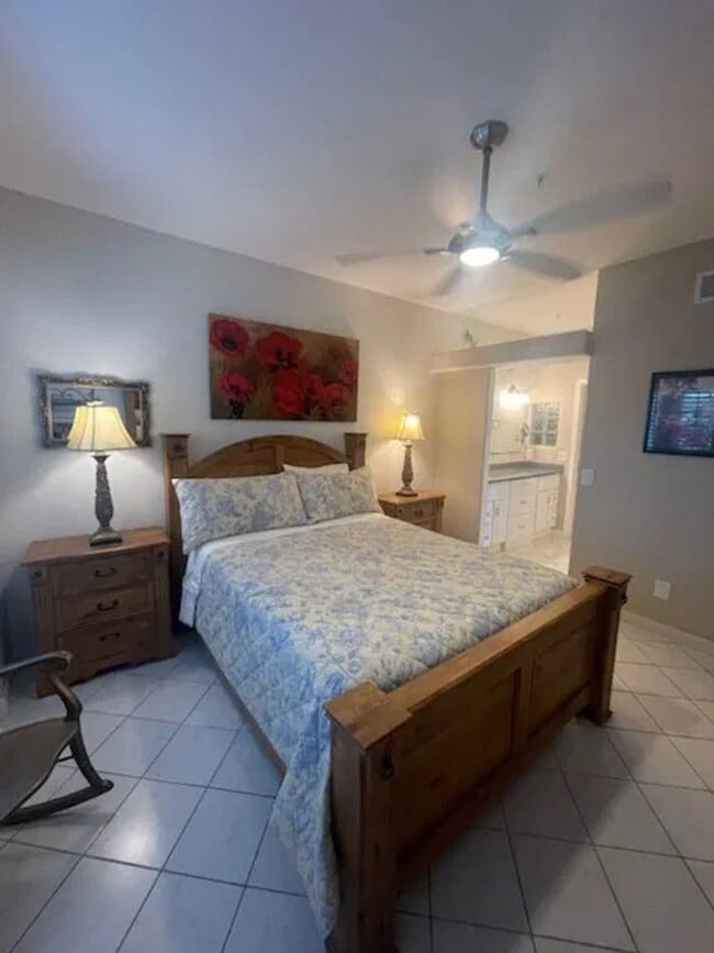 Building Photo - Long Term Furnished 1 Bedroom 1 Bath Condo...