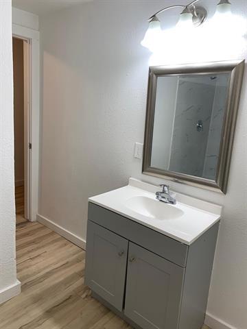 Building Photo - 1046 W Collins St