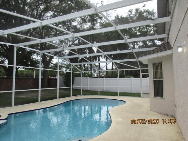 Building Photo - 14402 Huntingfield Dr