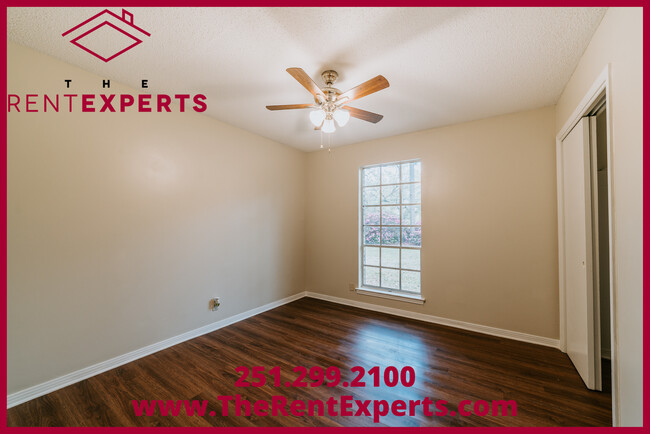 Building Photo - 10470 Old Pascagoula Rd