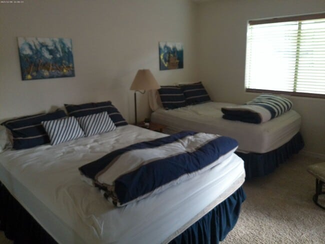 Building Photo - 2910 Swirl Dr
