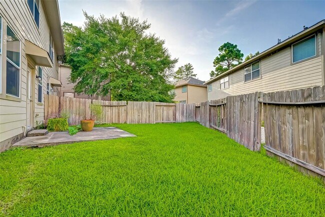 Building Photo - 22 Wickerdale Pl