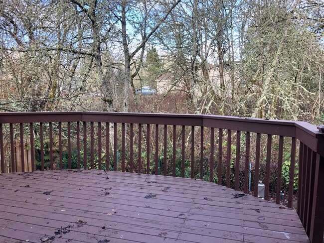 Building Photo - Beautiful 3 Bed + Bonus Room, 2.5 Bath Home!