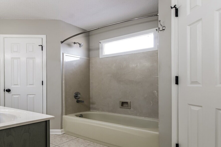 Building Photo - 6063 Choctaw Trail