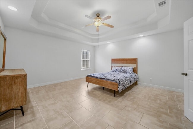 Building Photo - 4943 Gammage St