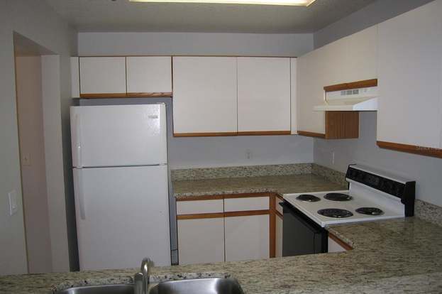 Building Photo - 2323 Feather Sound Dr