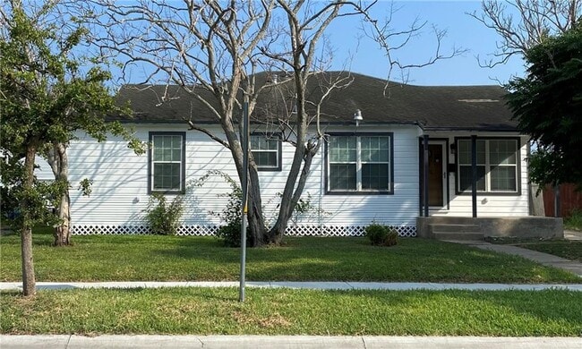 Primary Photo - 1053 Chamberlain St