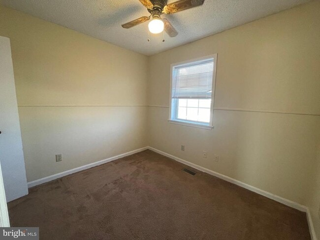 Building Photo - 45746 Military Ln