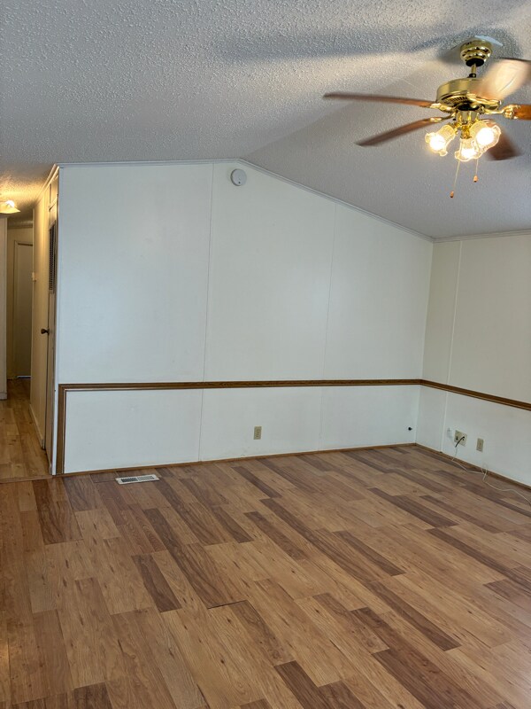 Building Photo - 445 FM 489