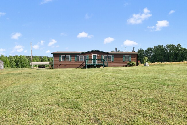Primary Photo - 674 Mount Olivet Church Rd