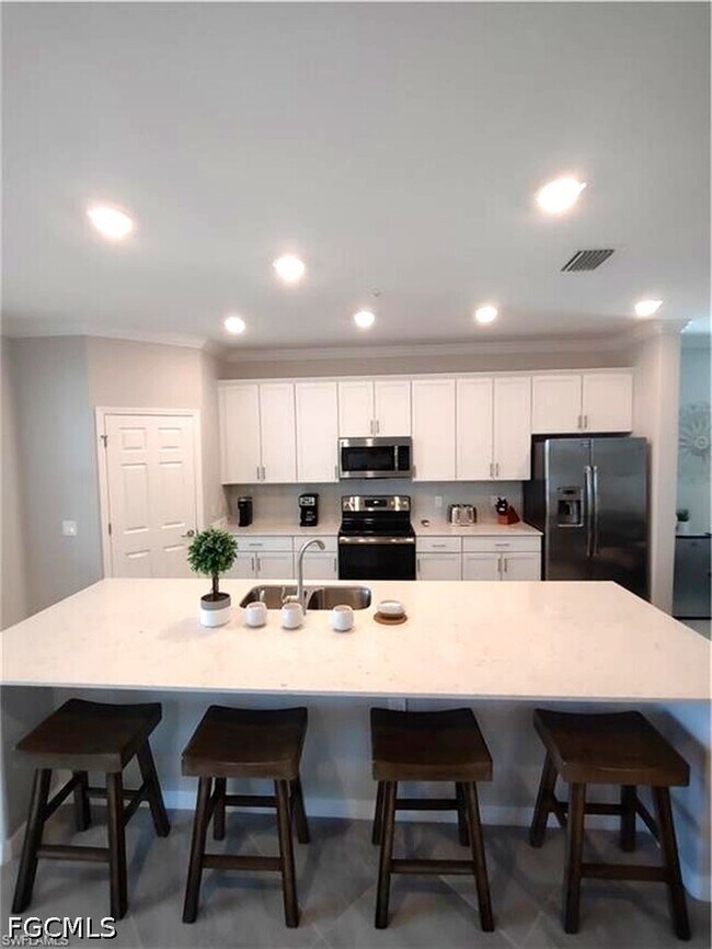 Building Photo - 2353 Anguilla Dr