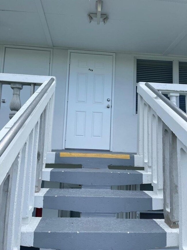 Building Photo - 276 Andover K