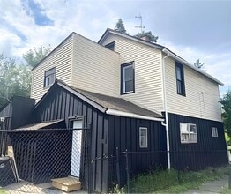 Building Photo - 9918 Sandusky Ave