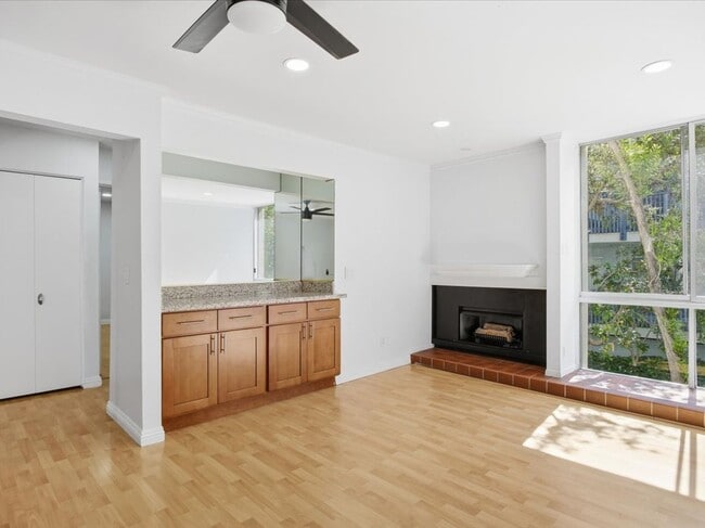 Building Photo - 3604 W Estates Ln