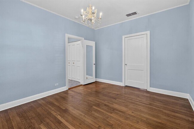 Building Photo - 1710 Wethersfield Rd