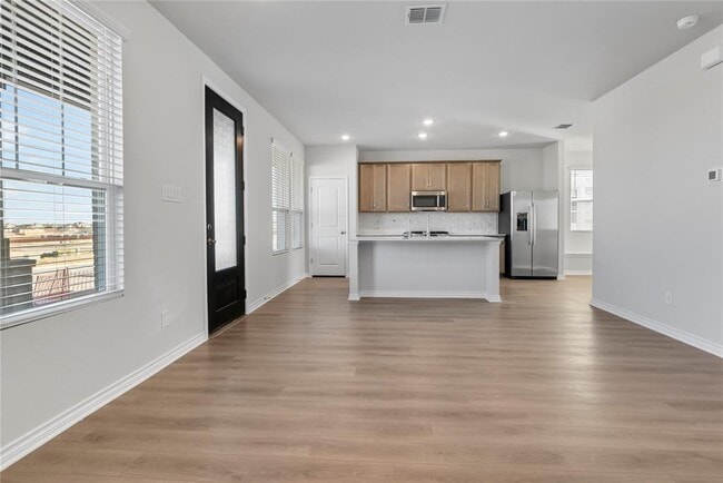 Building Photo - 241 Leeland Dr